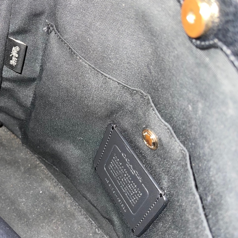 Coach Crossbody Bag - Picture 6 of 7